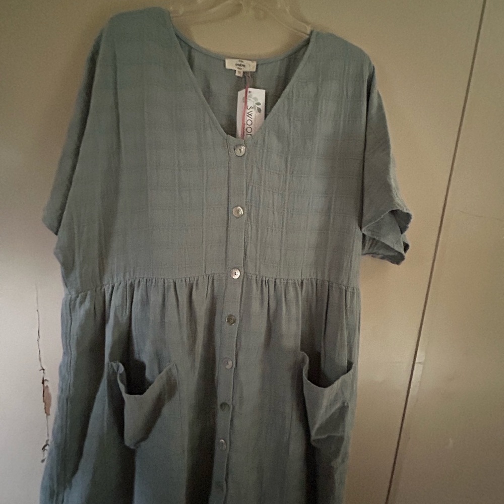 Entro Green Button-up Dress with Pockets